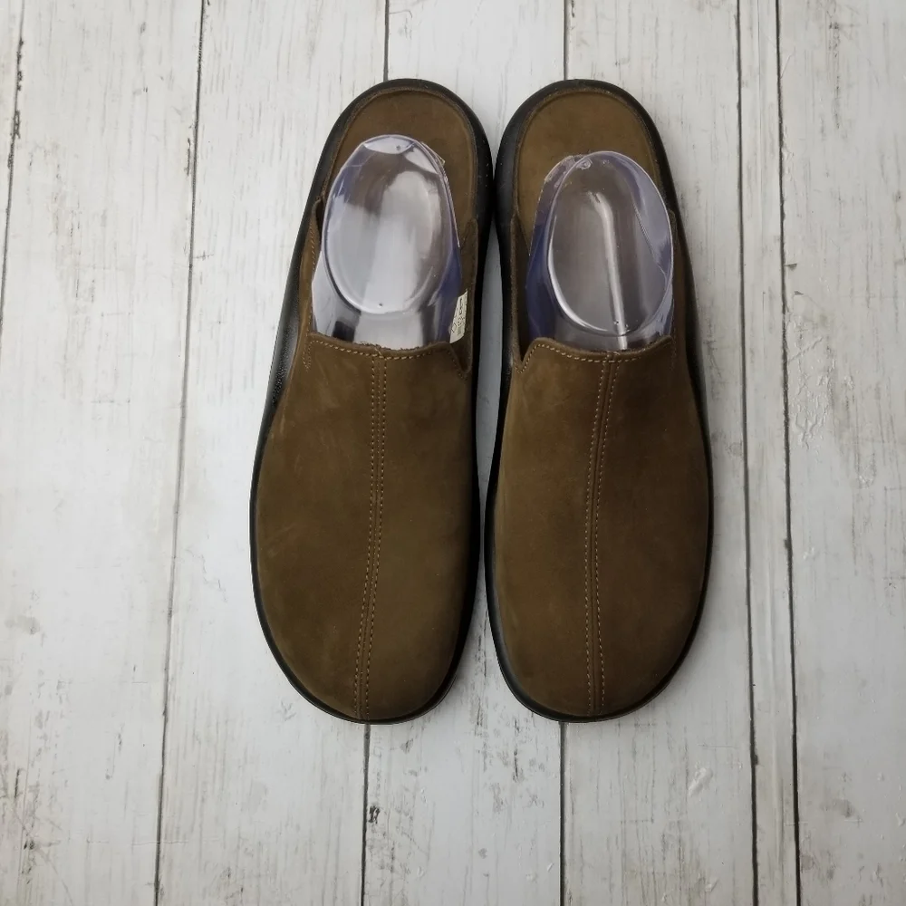 Hammacher Schlemmer Men's Walk On Air Suede Brown Indoor/Outdoor Slipper Mules